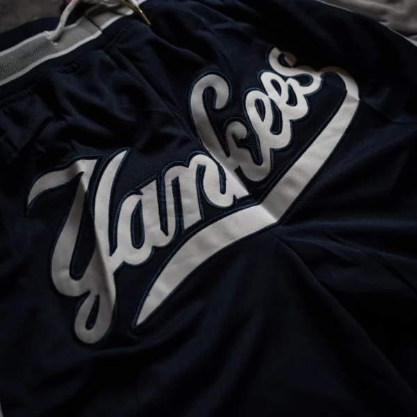 New York Yankees Navy Shorts logo