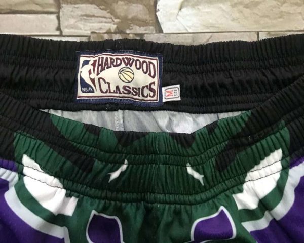 Milwaukee Bucks Big Face Shorts 3