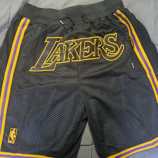 Los Angeles Lakers Throwback Black Shorts photo review