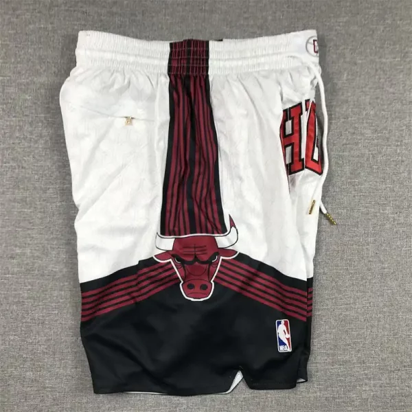 Chicago-Bulls-202223-White-City-Edition-Swingman-Shorts-side-1