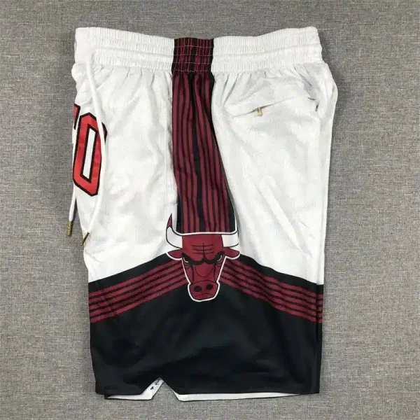 Chicago-Bulls-202223-White-City-Edition-Swingman-Shorts-side-2